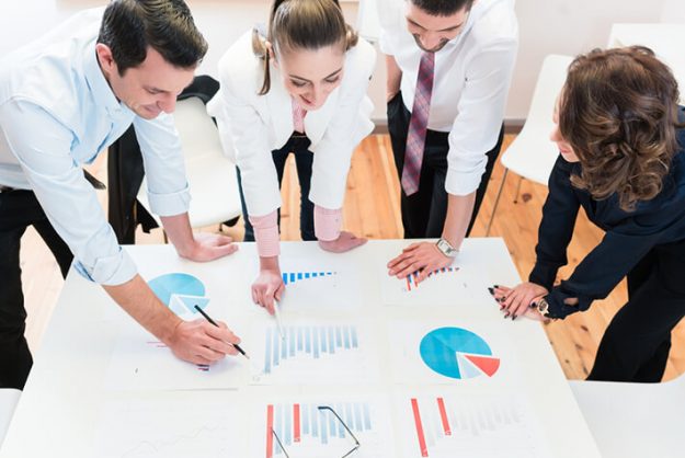 özel motorlu taşıt sürücü kursları sürücü belgelerine ait broşürler